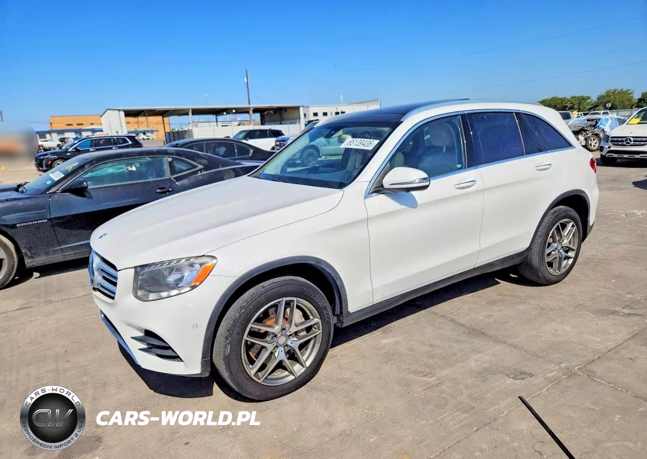 2016 Mercedes-Benz Glc 300 – zdjęcie 1 z 13