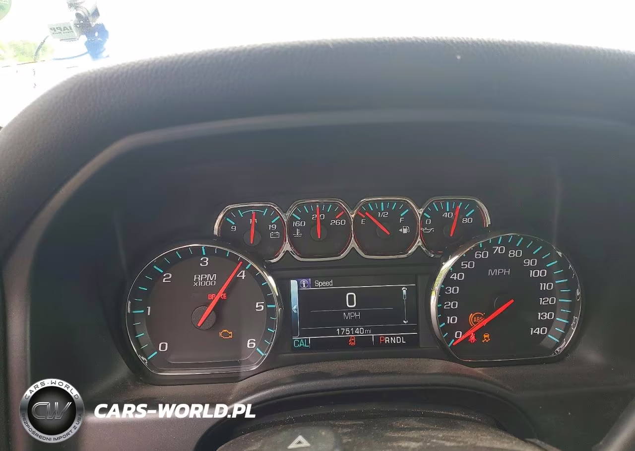 2017 Chevrolet Silverado K1500 Lt VIN:1GCVKREC7HZ341796 - 9