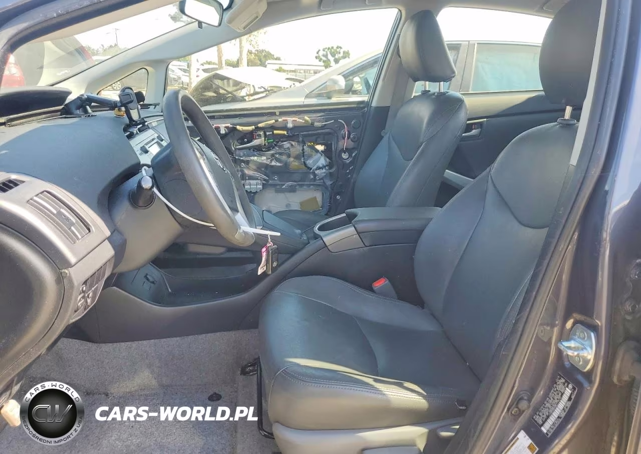 2014 Toyota Prius Three VIN:JTDKN3DU2E1776141 - 7