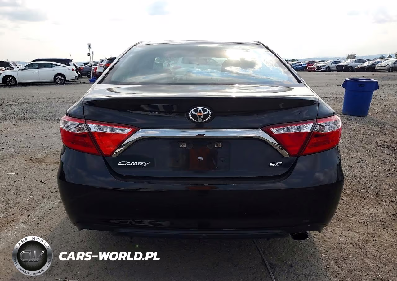 2017 Toyota Camry Se VIN:4T1BF1FK4HU330522 - 6