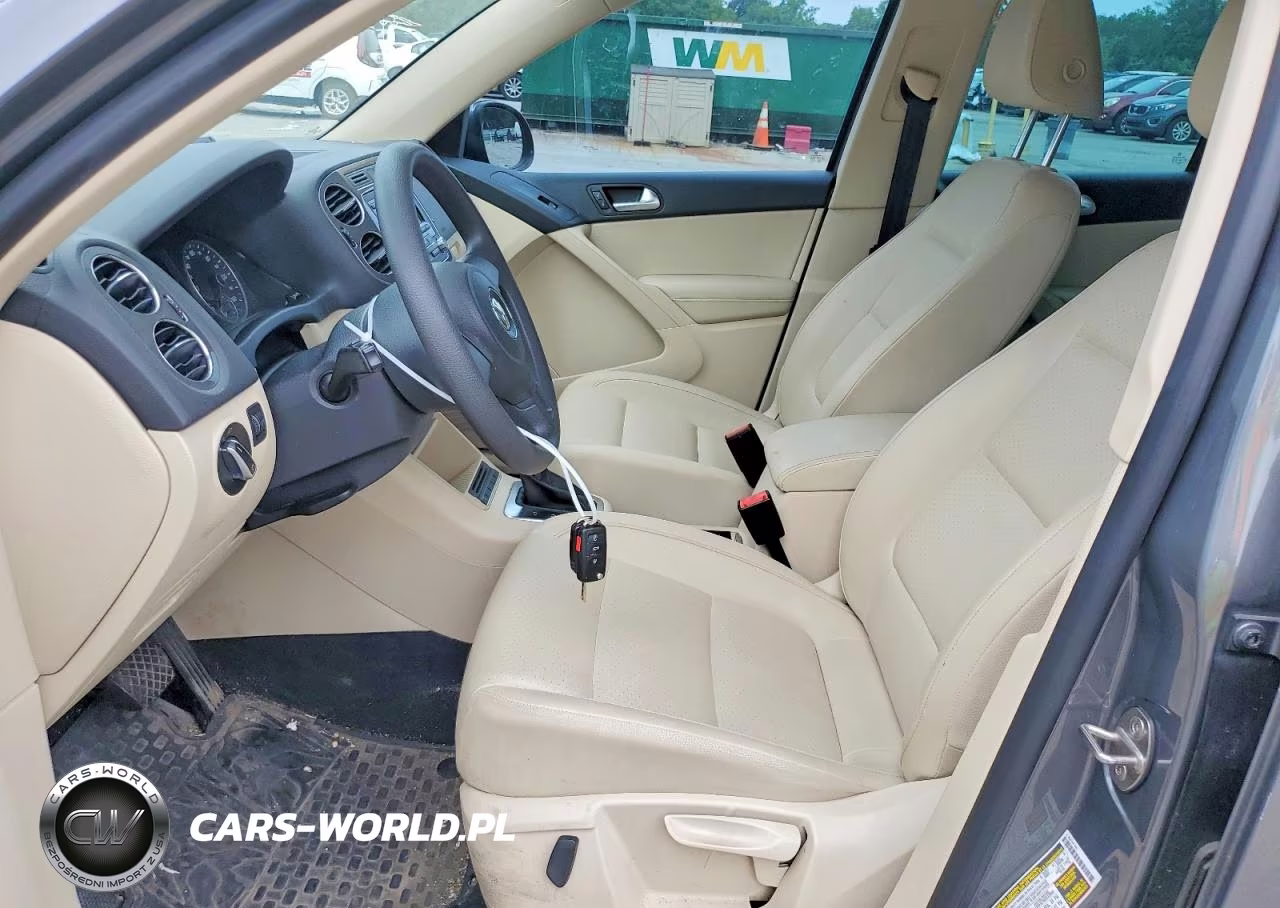 2012 Volkswagen Tiguan S VIN:WVGAV7AX3CW086492 - 7