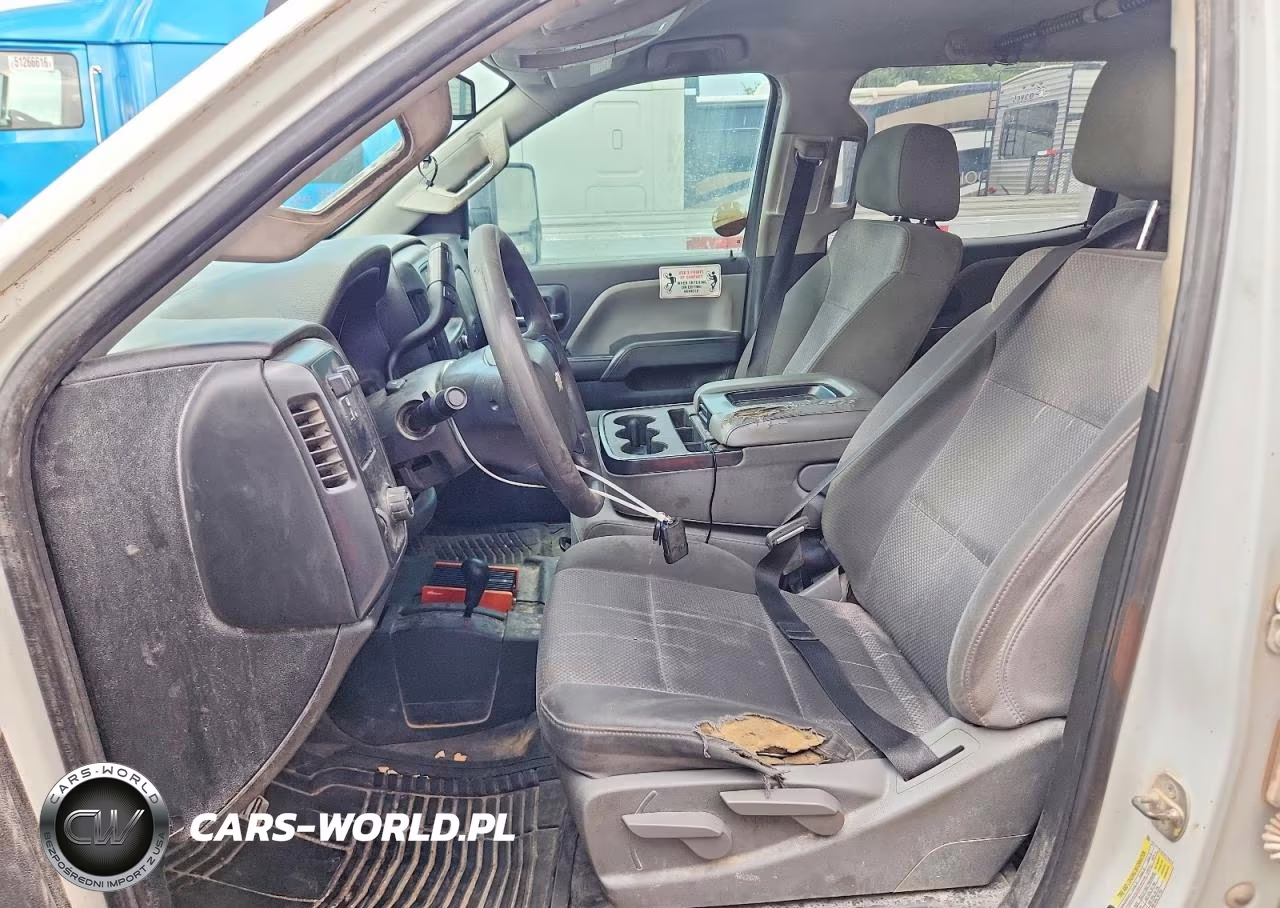 2018 Chevrolet Silverado K2500 Heavy Duty VIN:1GC1KUEG9JF276073 - 7