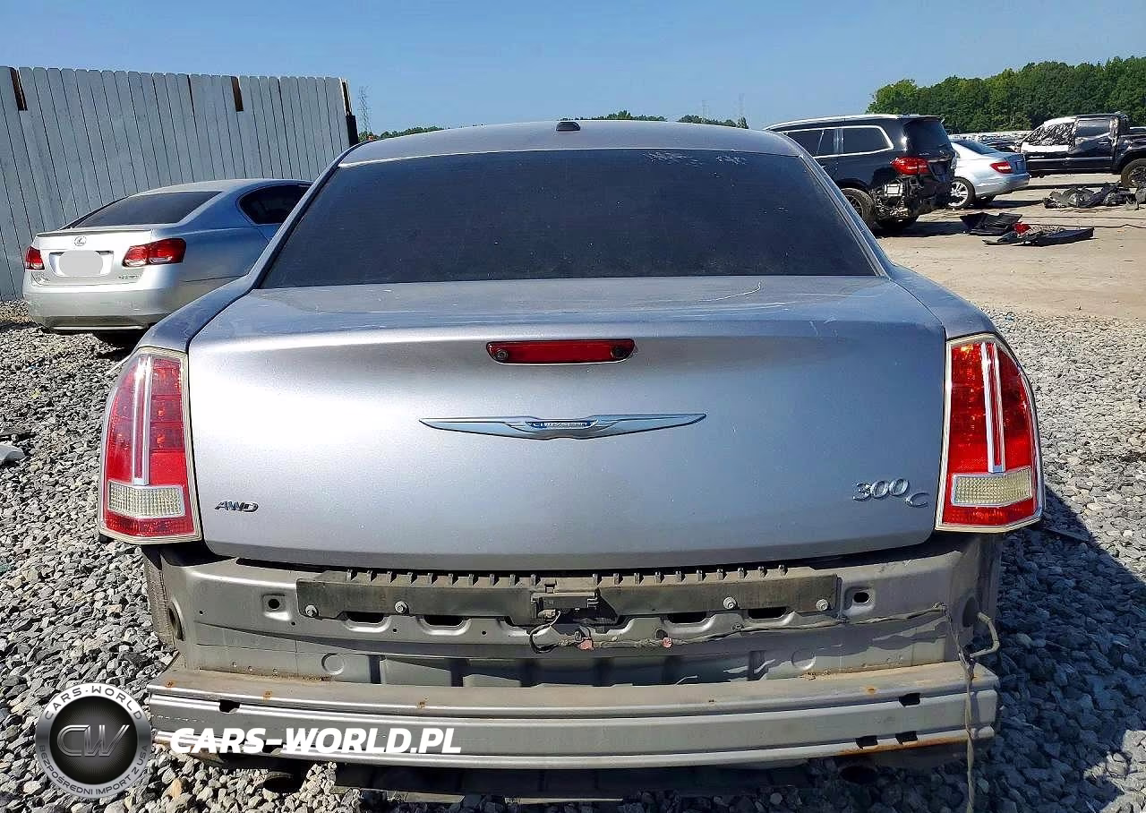 2014 Chrysler 300C VIN:2C3CCAKT4EH384910 - 6
