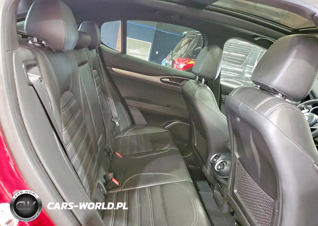 2019 Alfa Romeo Stelvio Ti VIN:ZASPAKBN7K7C53964 - 11