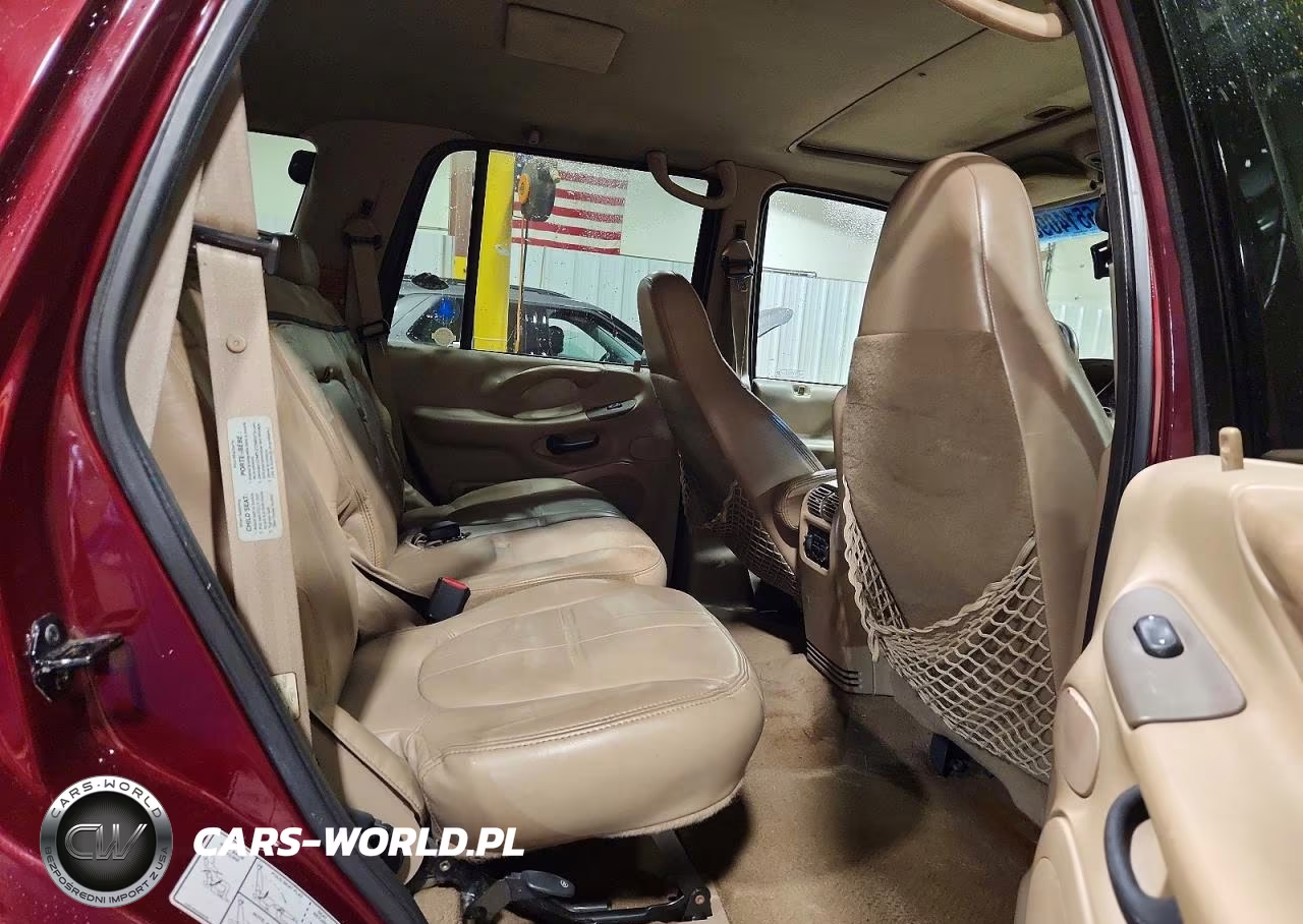 1998 Ford Expedition VIN:1FMPU18L3WLC38385 - 11
