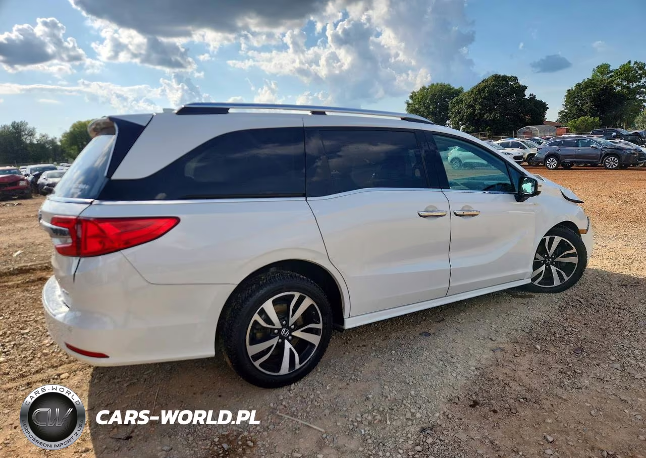 2020 Honda Odyssey Elite VIN:5FNRL6H99LB056867 - 3