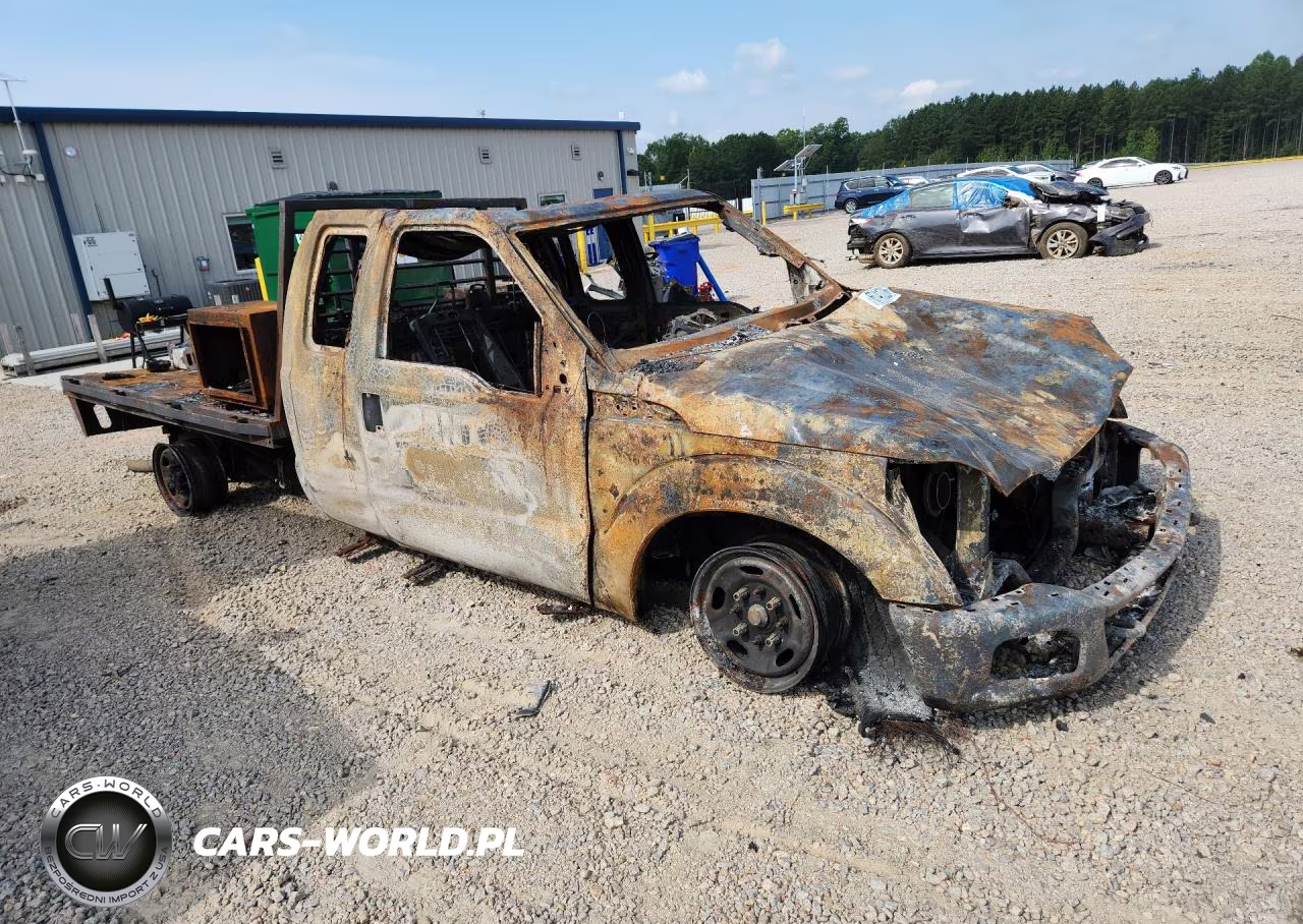2012 Ford F250 Super Duty VIN:1FT7X2A62CEC13791 - 4