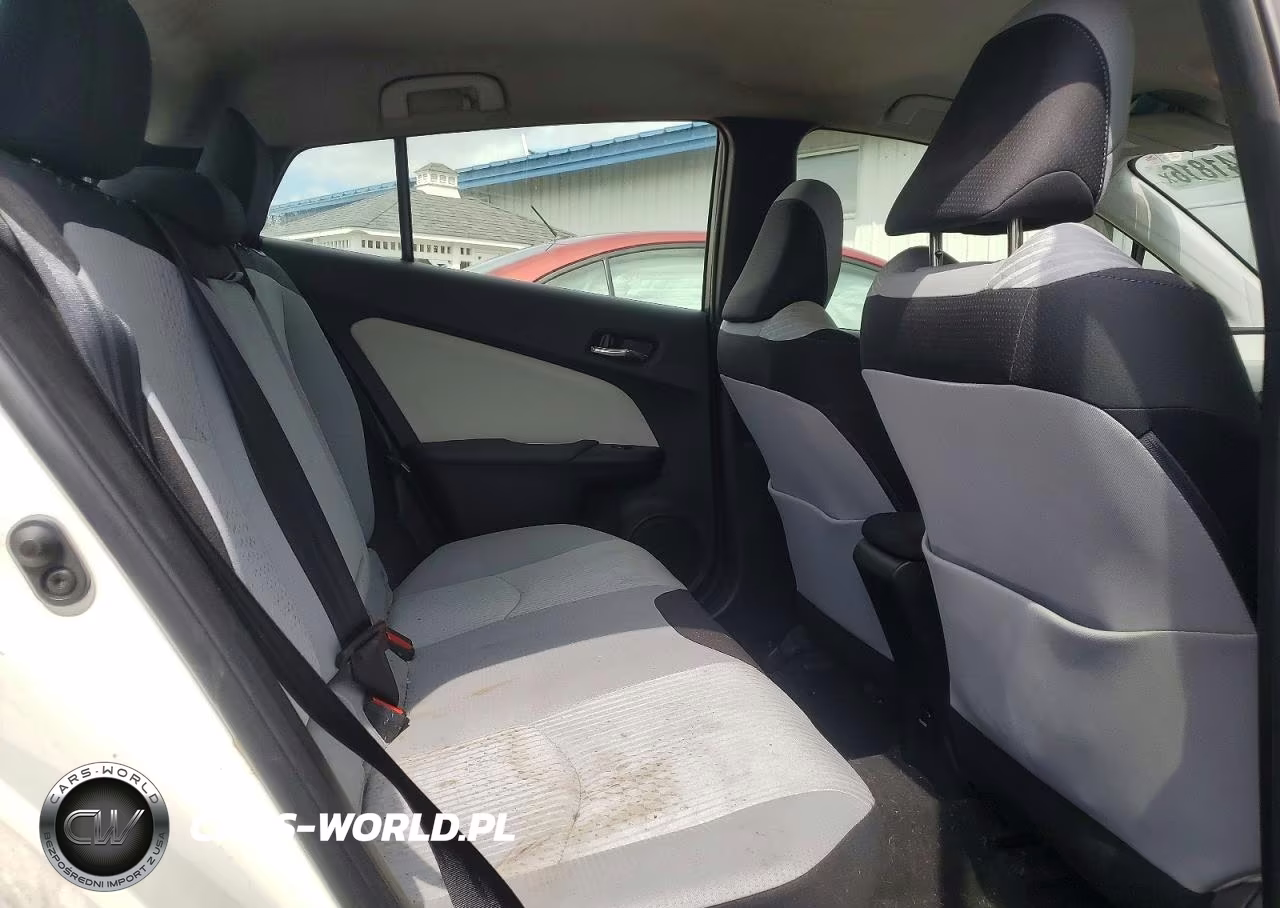 2017 Toyota Prius Two VIN:JTDKBRFU9H3032635 - 10