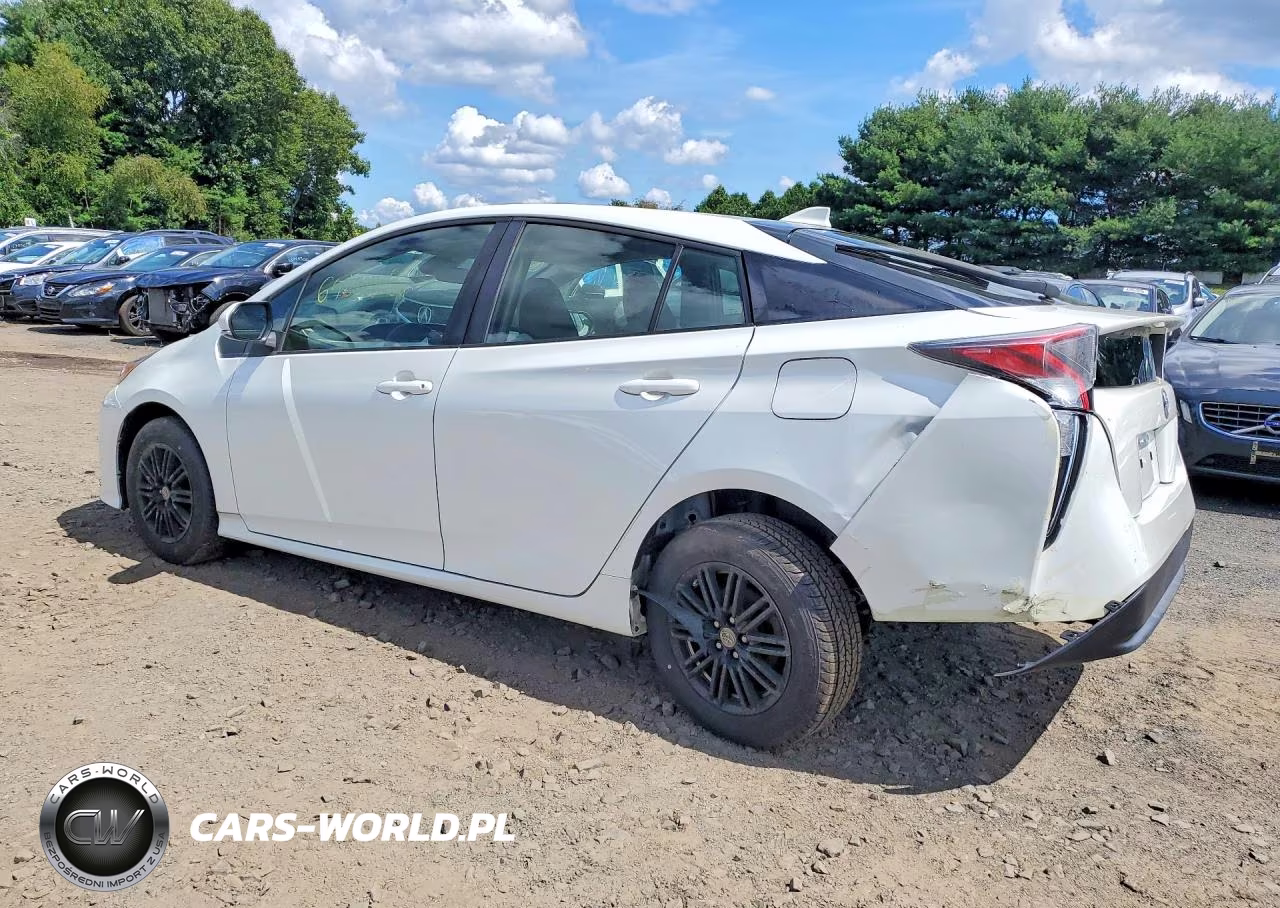 2017 Toyota Prius Two VIN:JTDKBRFU9H3032635 - 2