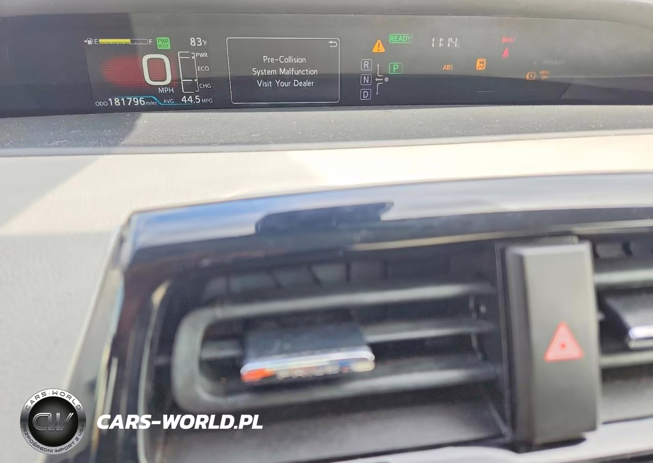 2017 Toyota Prius Two VIN:JTDKBRFU9H3032635 - 9
