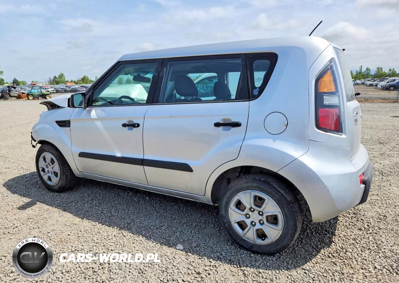 2011 Kia Soul VIN:KNDJT2A1XB7308804 - 2