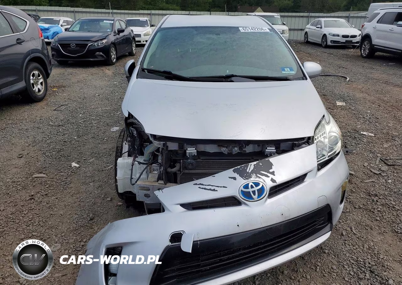 2012 Toyota Prius Two VIN:JTDKN3DU9C1513500 - 5