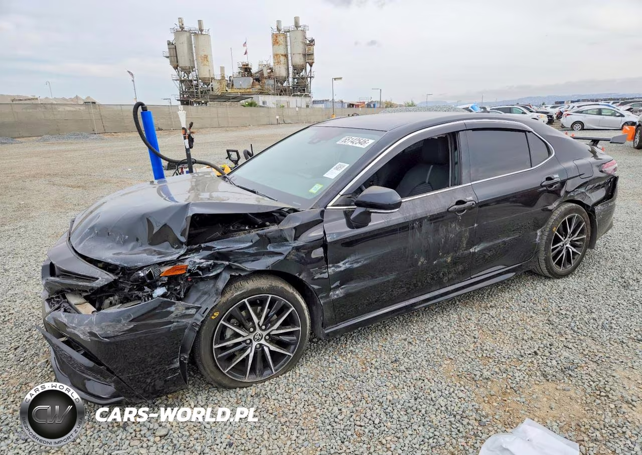 2023 Toyota Camry Se