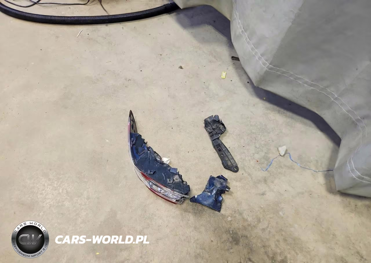 2019 Toyota Camry Xse VIN:4T1B61HK0KU766790 - 12