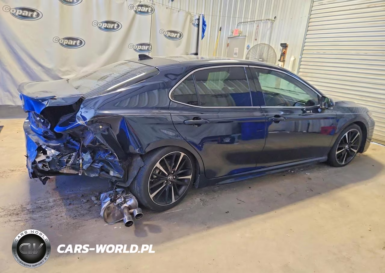 2019 Toyota Camry Xse VIN:4T1B61HK0KU766790 - 3