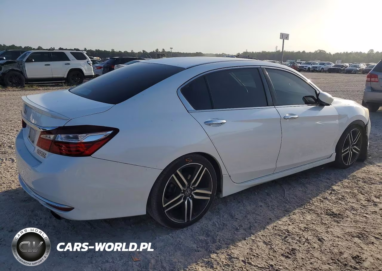 2017 Honda Accord Sport Special Edition VIN:1HGCR2F16HA061858 - 3