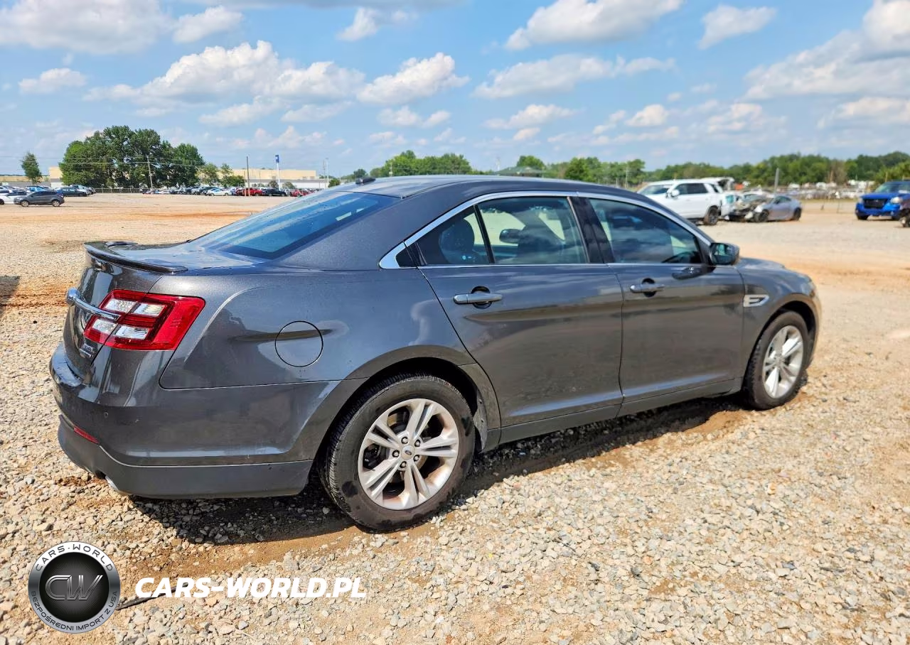 2018 Ford Taurus Sel VIN:1FAHP2E85JG132369 - 3