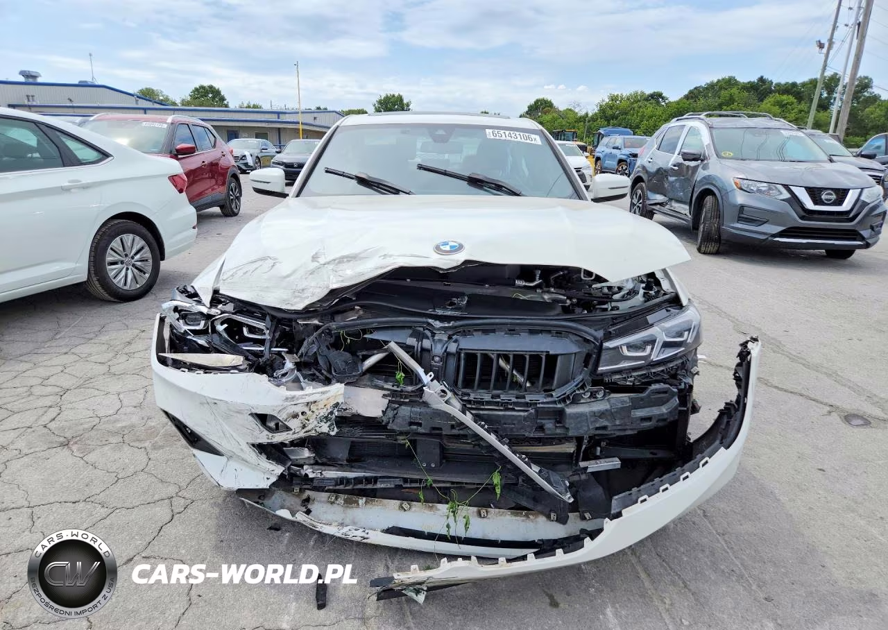 2024 BMW 330I VIN:3MW69FF02R8E31272 - 5