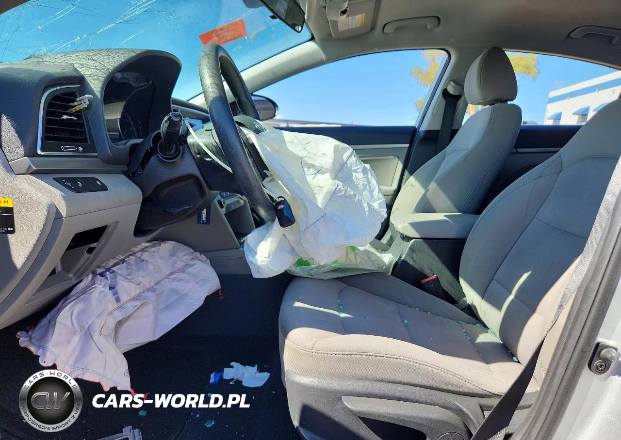 2018 Hyundai Elantra Sel VIN:5NPD84LF1JH325309 - 7