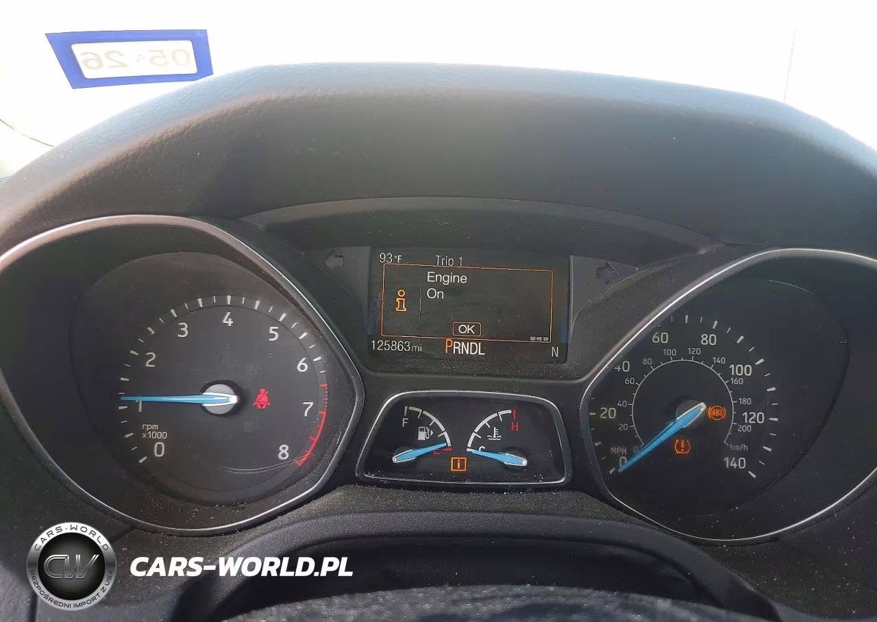 2018 Ford Focus Se VIN:1FADP3F24JL317017 - 9