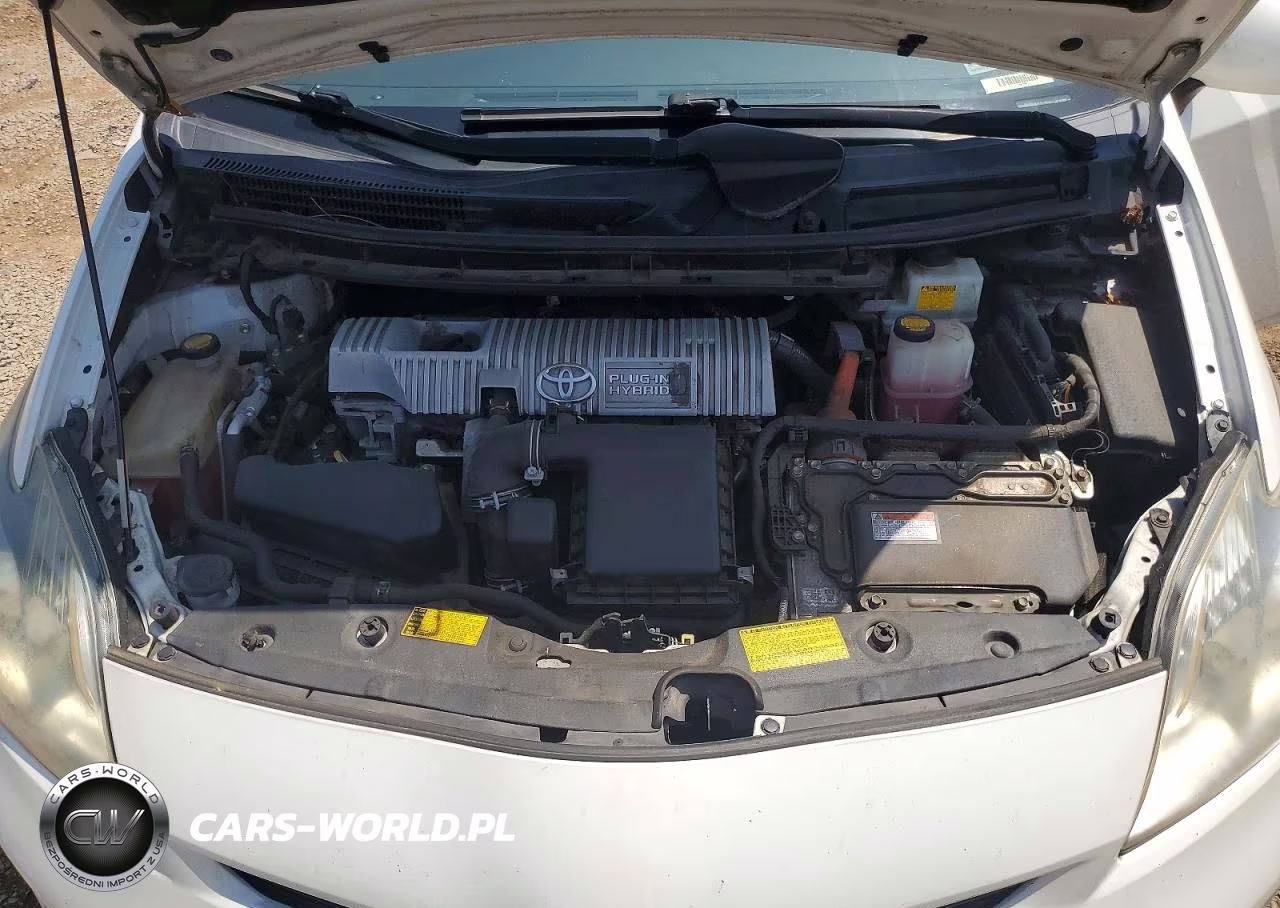 2013 Toyota Prius Plug-In Hybrid Base VIN:JTDKN3DP7D3042379 - 11
