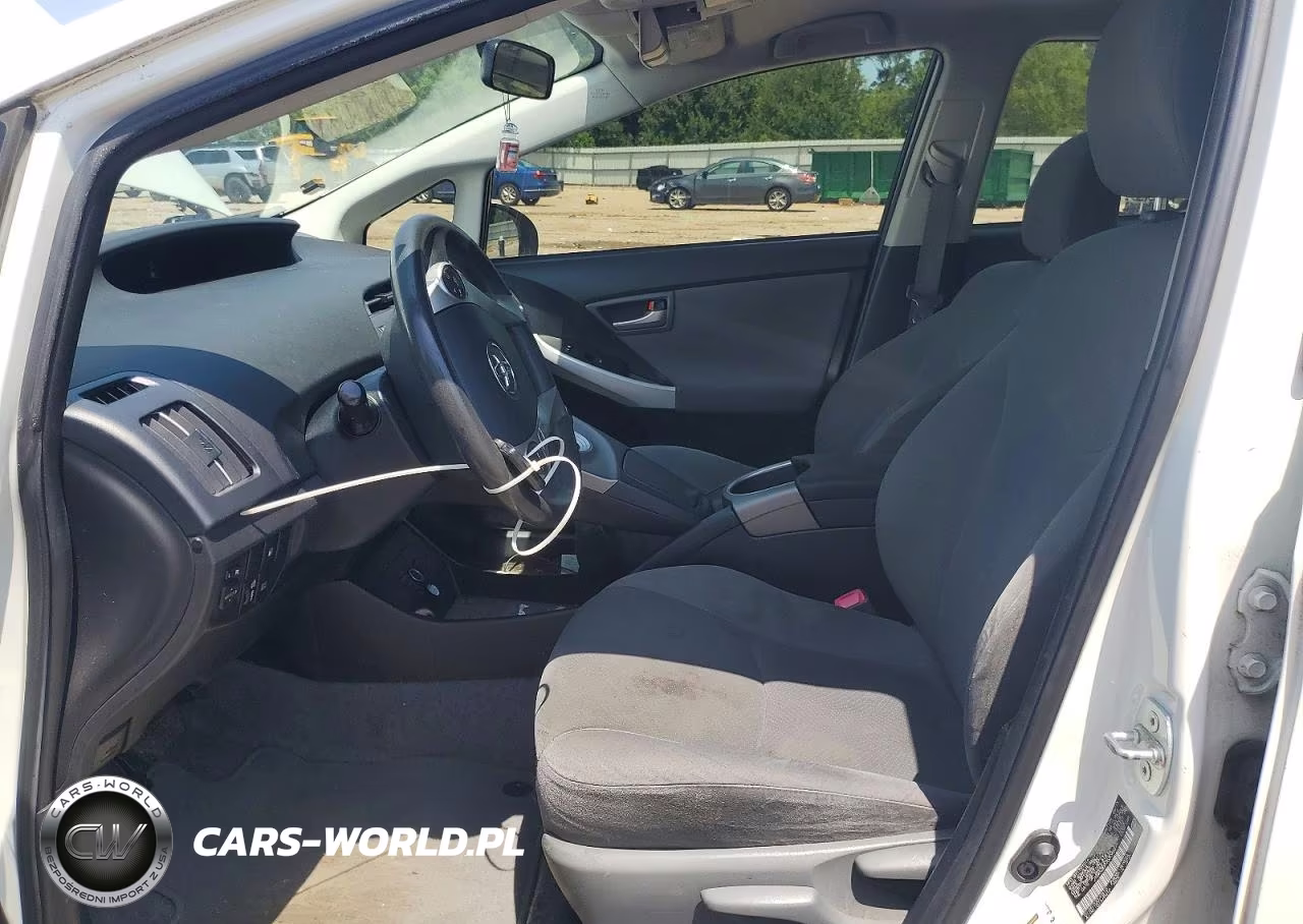 2013 Toyota Prius Plug-In Hybrid Base VIN:JTDKN3DP7D3042379 - 7
