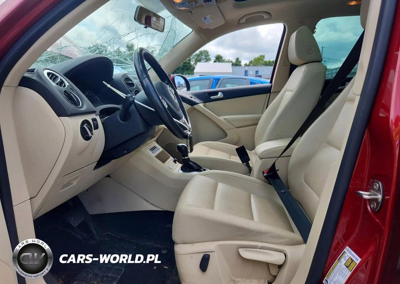 2015 Volkswagen Tiguan S VIN:WVGBV7AX9FW109203 - 7