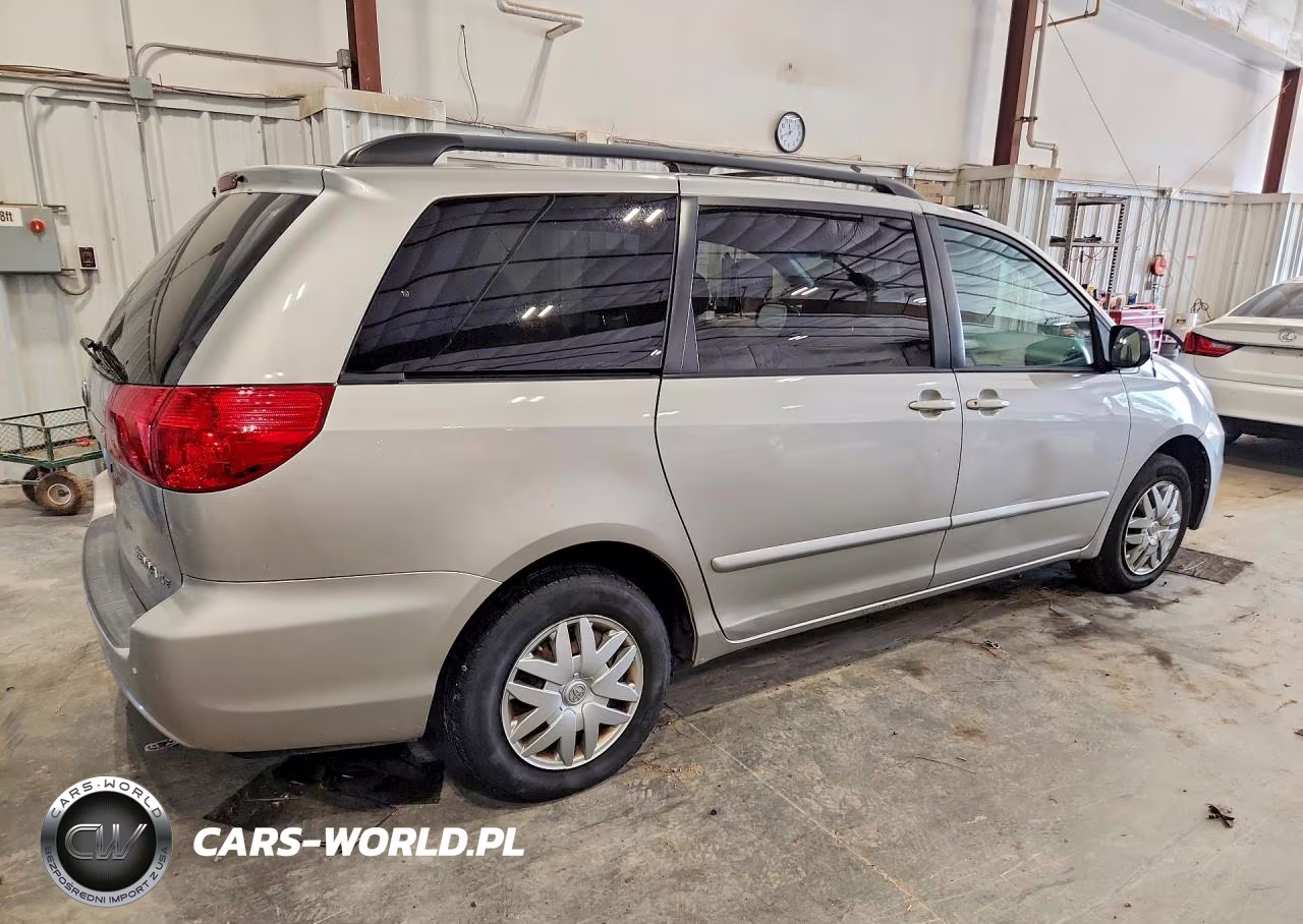 2007 Toyota Sienna Le 7-Passenger VIN:5TDZK23C57S090062 - 3