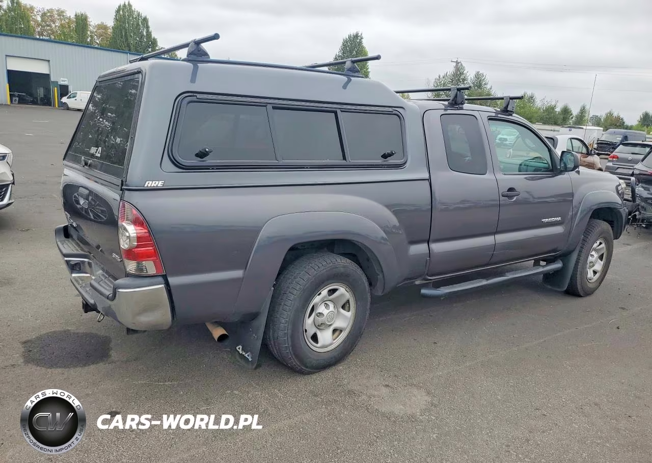 2015 Toyota Tacoma Base VIN:5TFUX4EN7FX037880 - 3