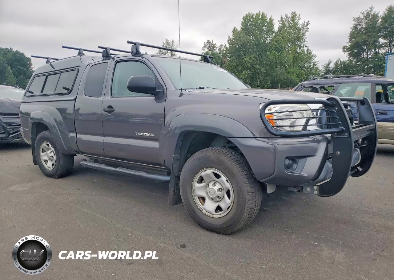 2015 Toyota Tacoma Base VIN:5TFUX4EN7FX037880 - 4