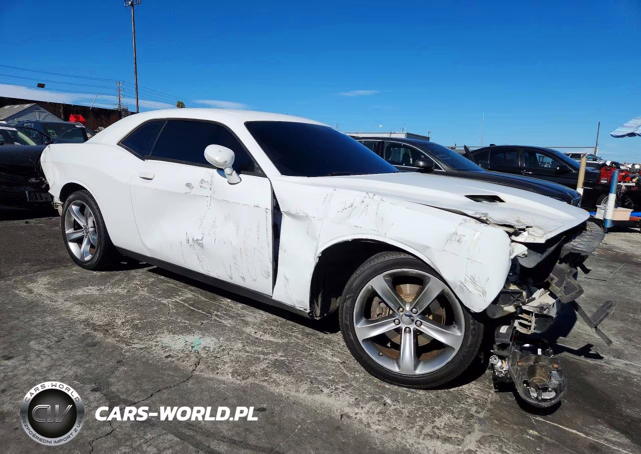 2015 Dodge Challenger Sxt VIN:2C3CDZAG5FH740346 - 4