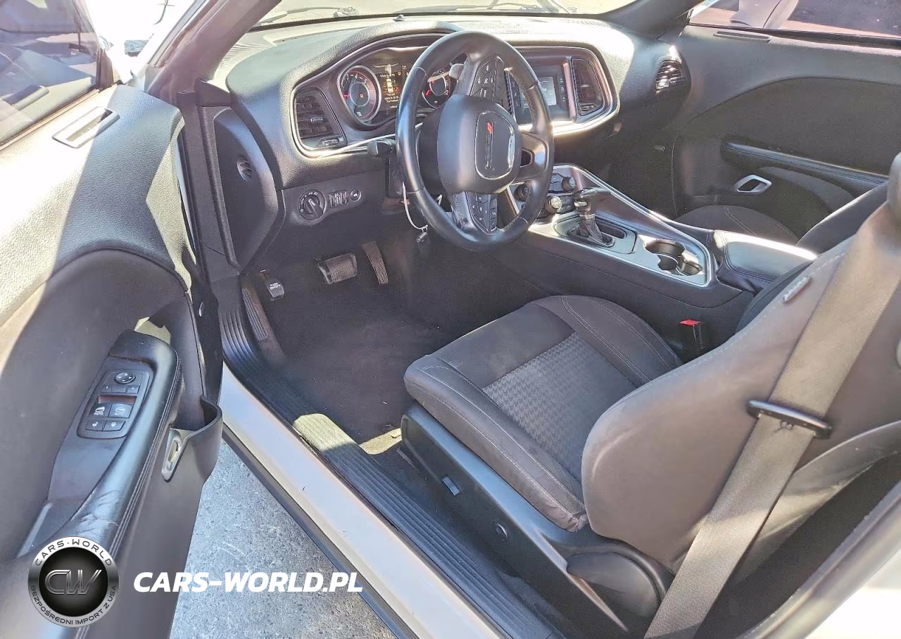 2015 Dodge Challenger Sxt VIN:2C3CDZAG5FH740346 - 8