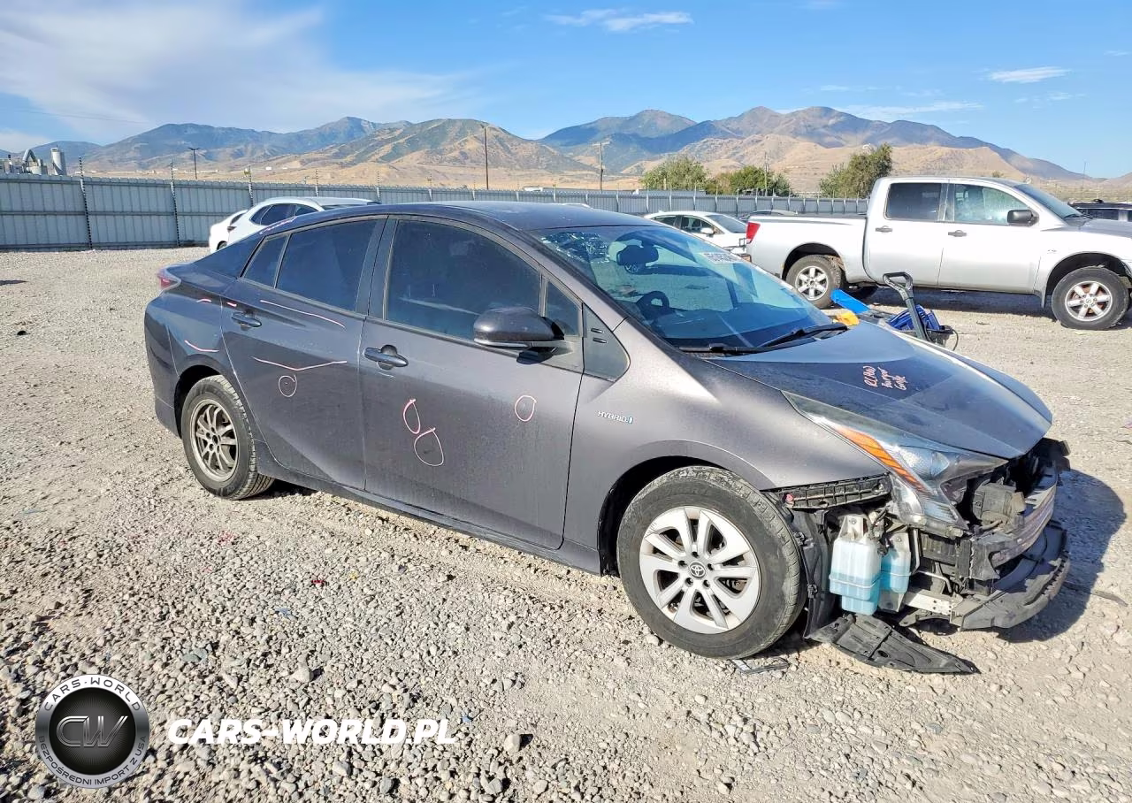 2016 Toyota Prius Two VIN:JTDKBRFU5G3506501 - 4