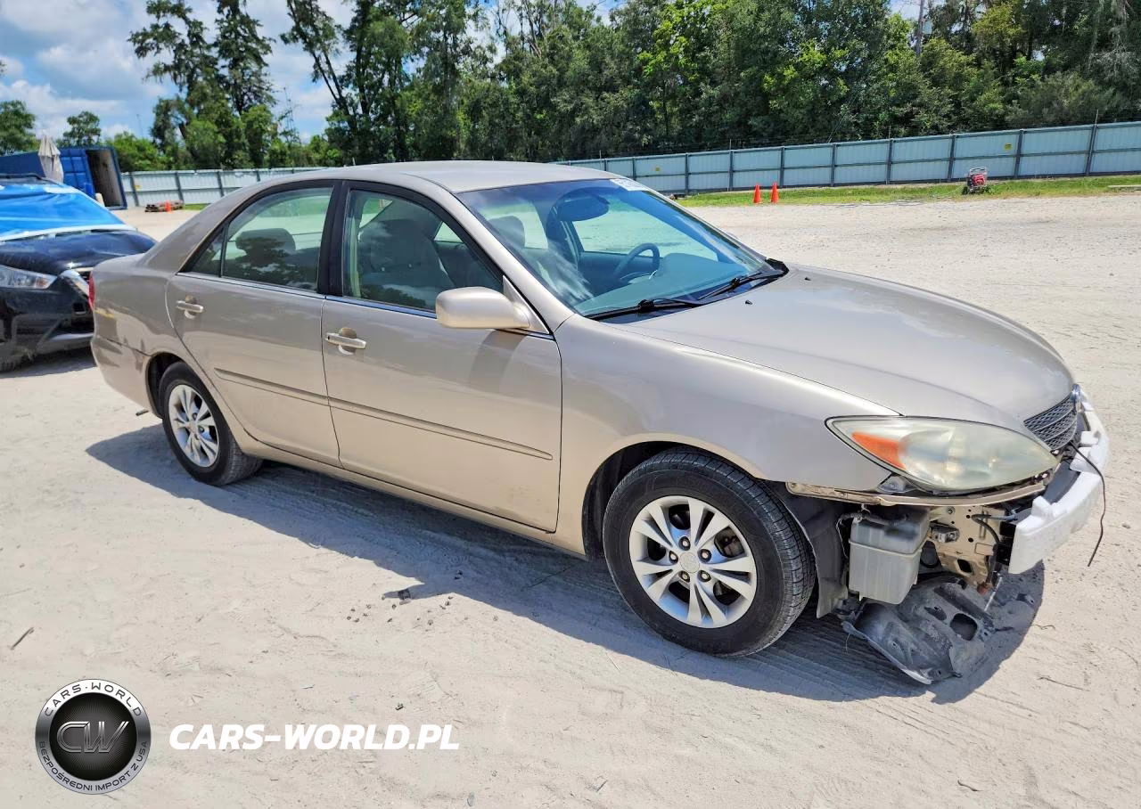 2004 Toyota Camry Le V6 VIN:4T1BF30K54U584982 - 4