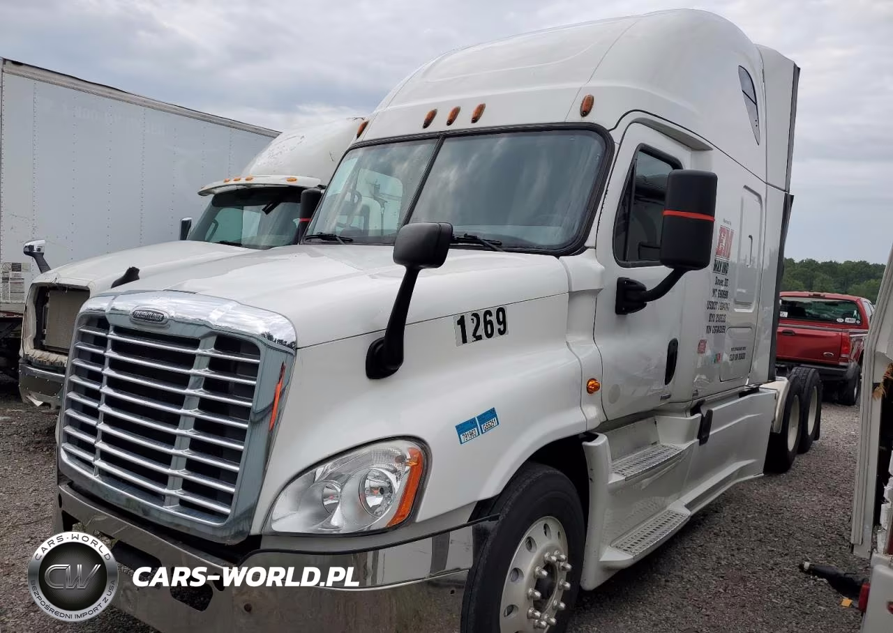 2016 Freightliner Cascadia 125 Semi Truck VIN:3AKJGLD56GSGW2259 - 2