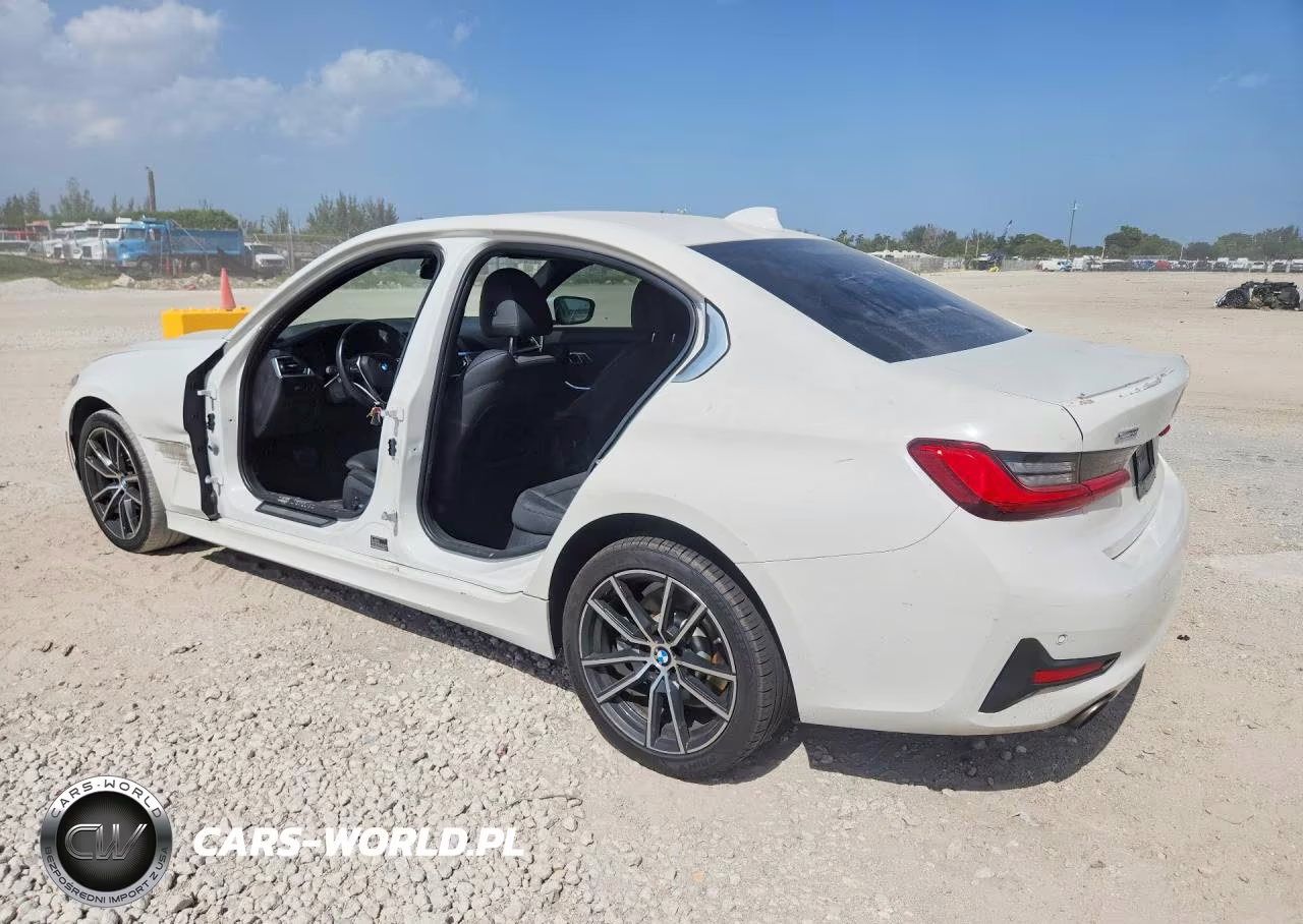 2020 BMW 330Xi VIN:3MW5R7J06L8B23232 - 2