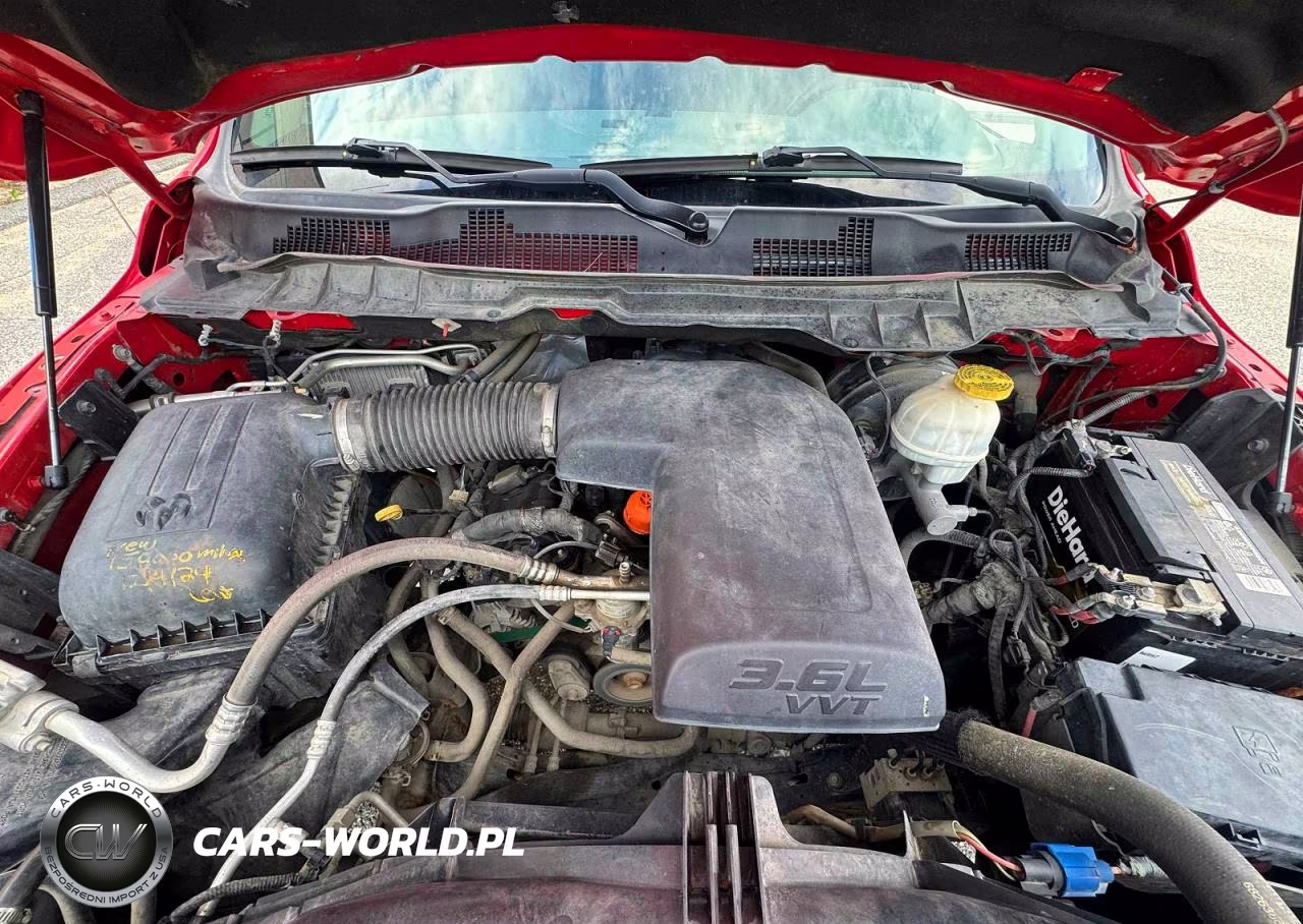 2018 Ram 1500 St VIN:1C6RR6FG2JS272406 - 7