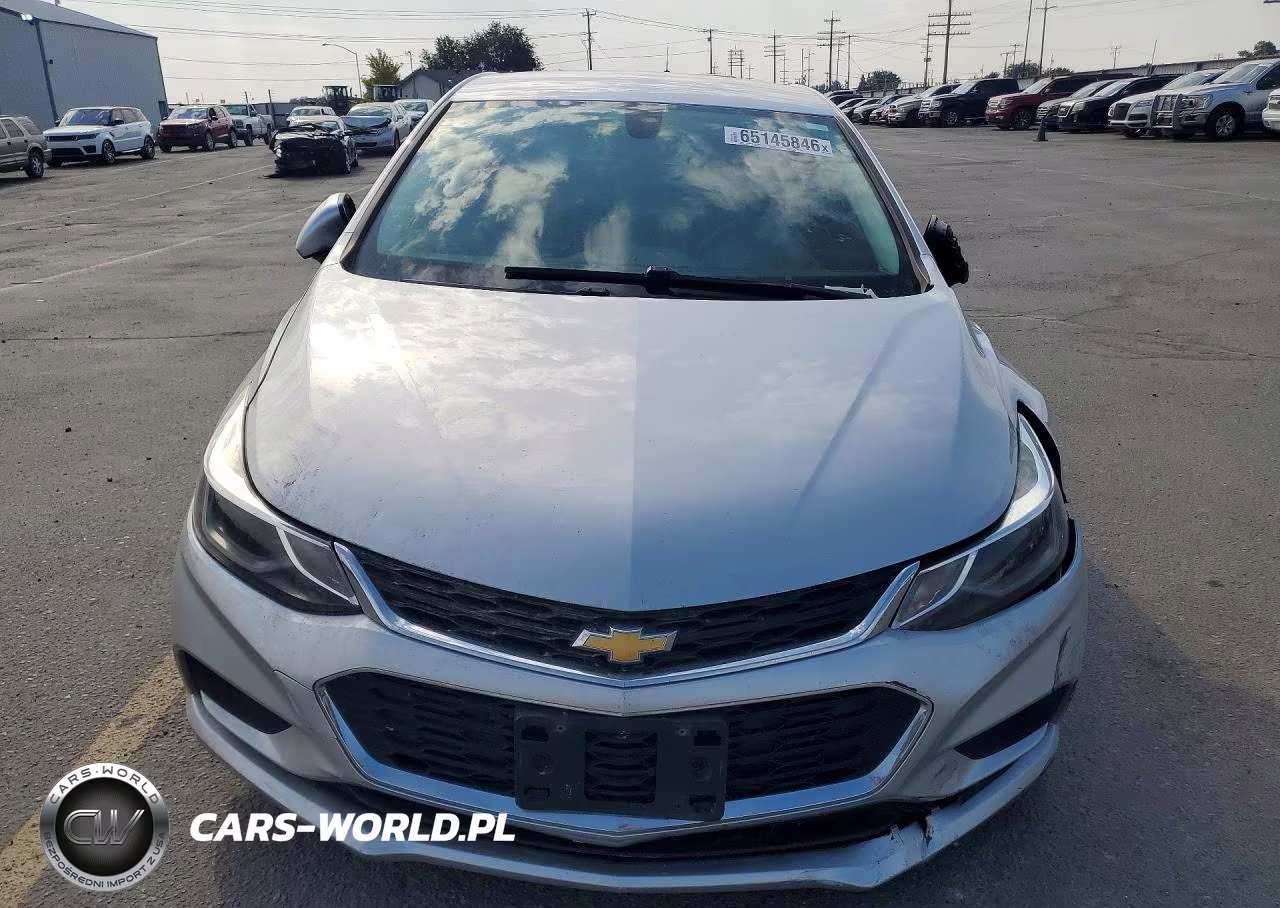 2018 Chevrolet Cruze Lt VIN:3G1BE6SM8JS630218 - 5
