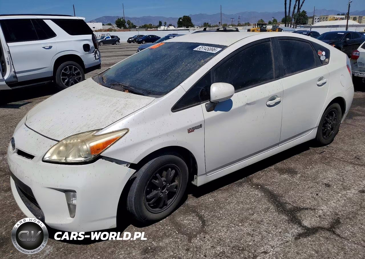 2014 Toyota Prius Two VIN:JTDKN3DU9E0367432 - 1