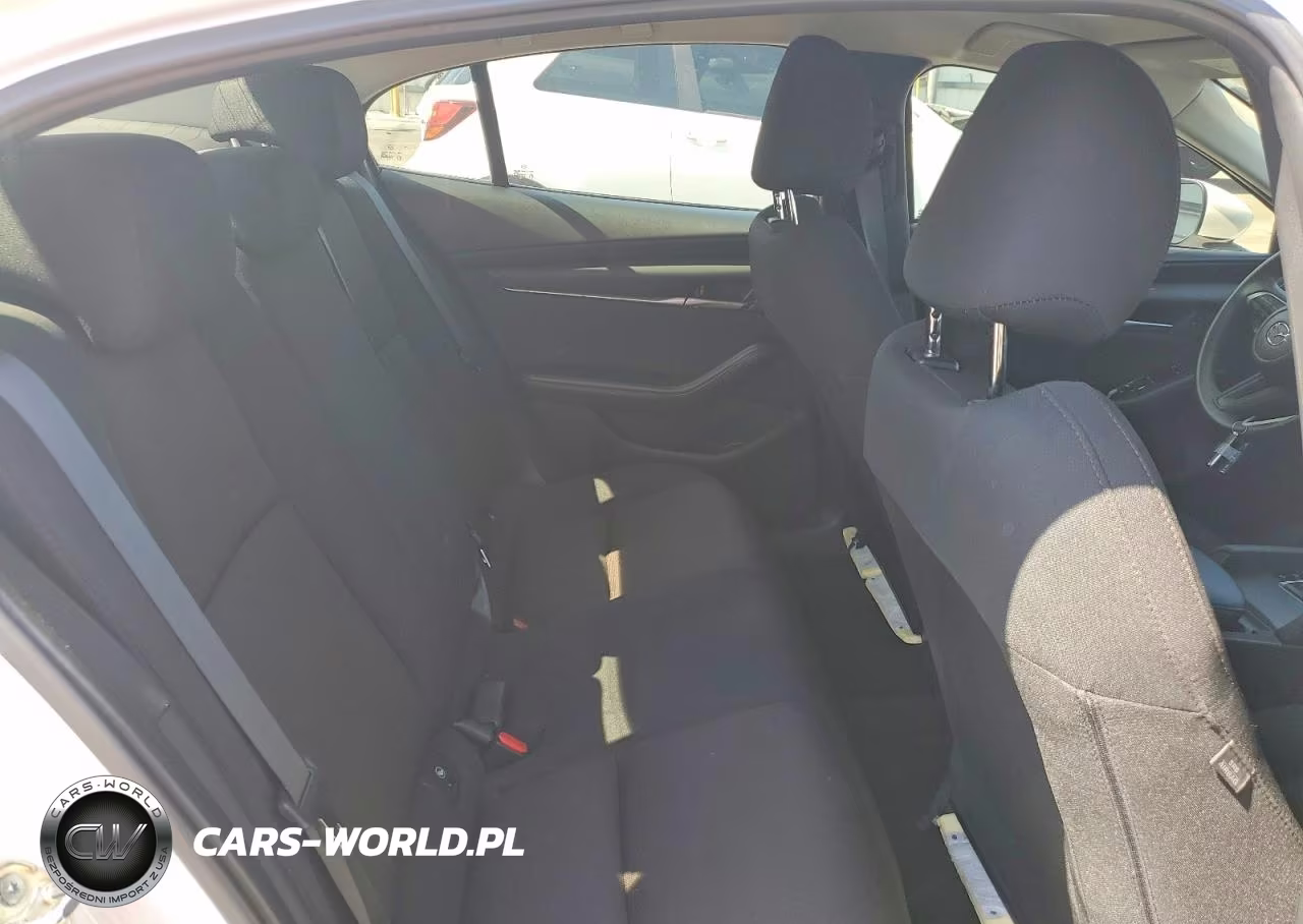 2024 Mazda 3 VIN:3MZBPAAM8RM431088 - 10