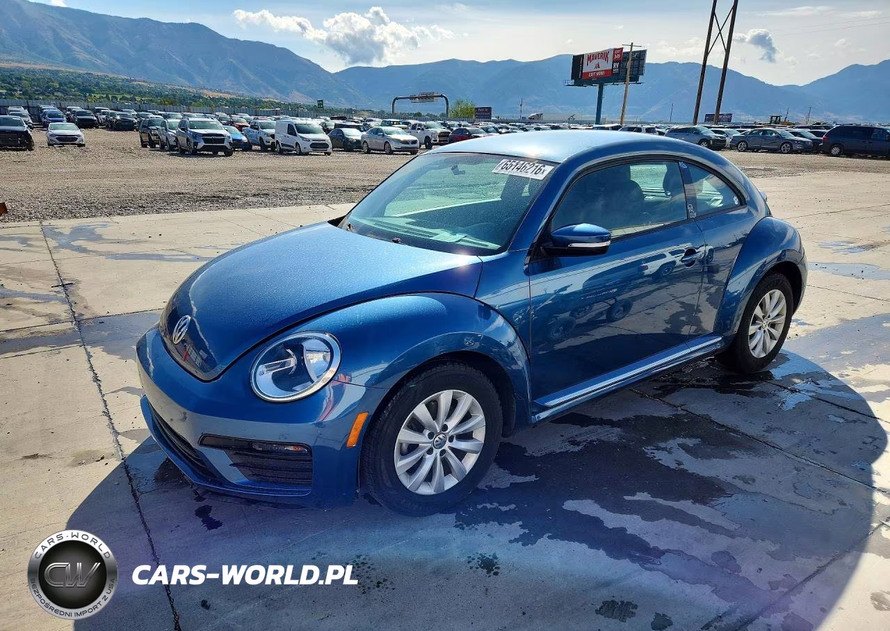 2019 Volkswagen Beetle S VIN:3VWFD7AT9KM717252 - 1