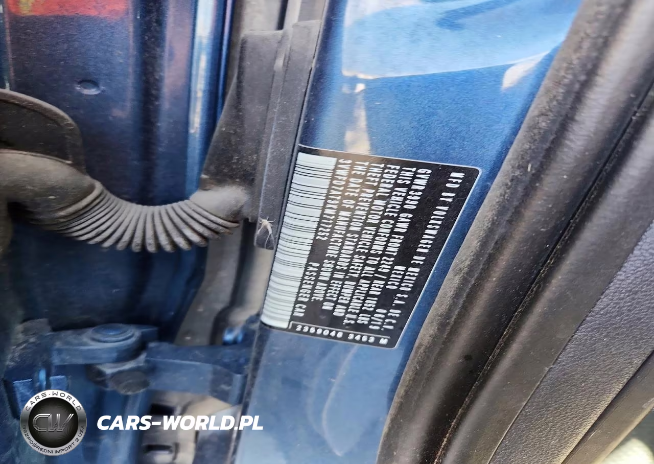 2019 Volkswagen Beetle S VIN:3VWFD7AT9KM717252 - 12