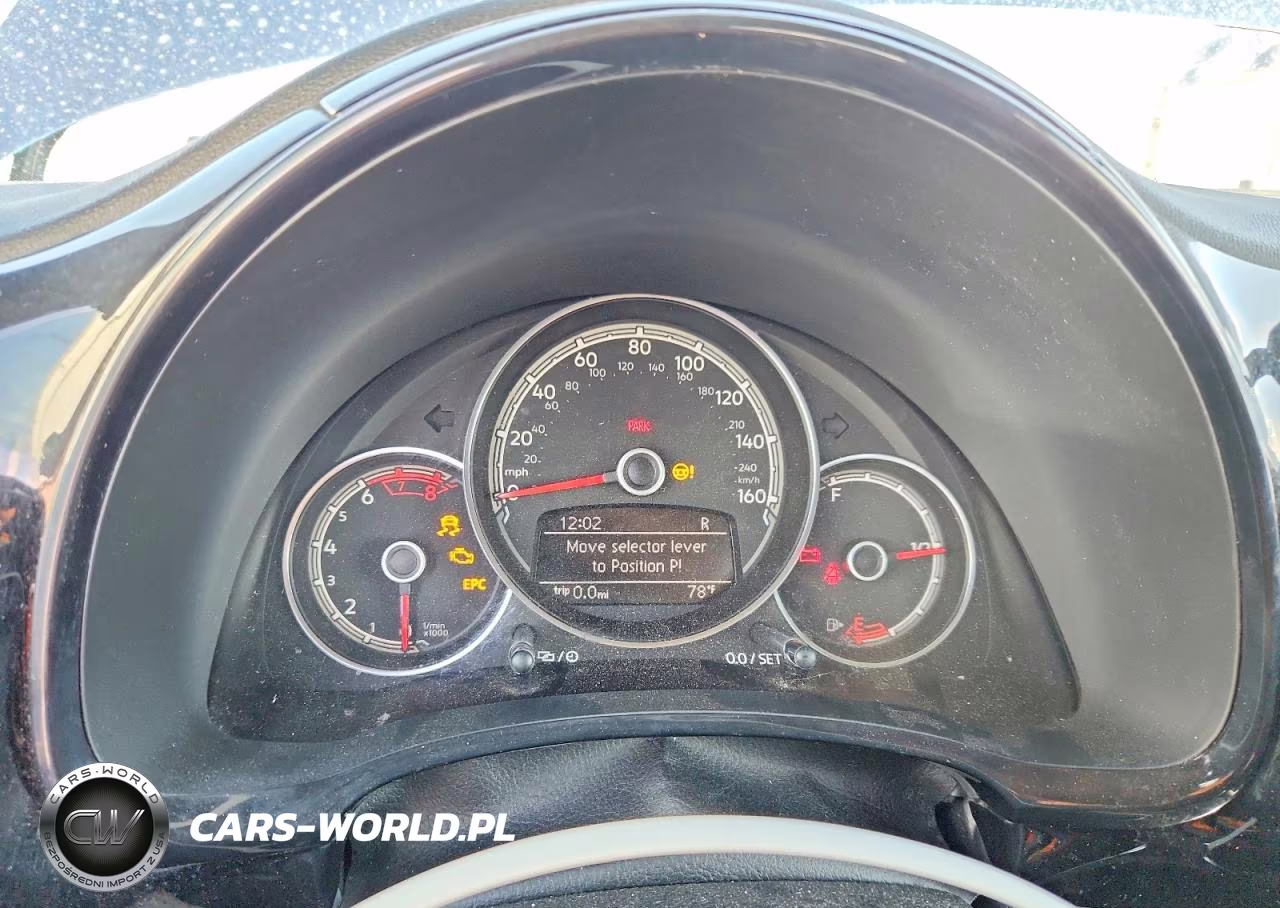 2019 Volkswagen Beetle S VIN:3VWFD7AT9KM717252 - 9