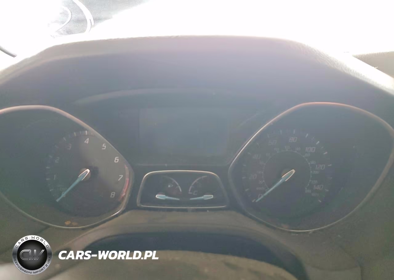 2014 Ford Focus Se VIN:1FADP3F2XEL327427 - 9