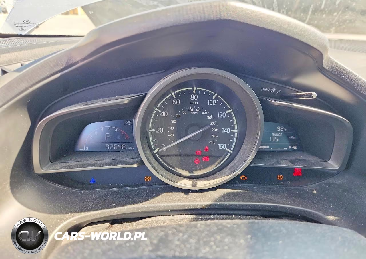 2018 Mazda 3 Touring VIN:3MZBN1V3XJM175077 - 9