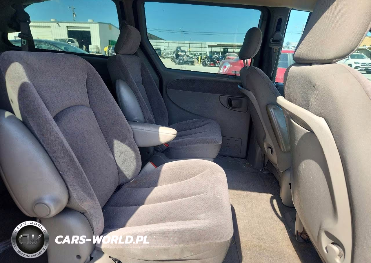 2001 Chrysler Town & Country Ex VIN:2C4GP74L71R381862 - 11