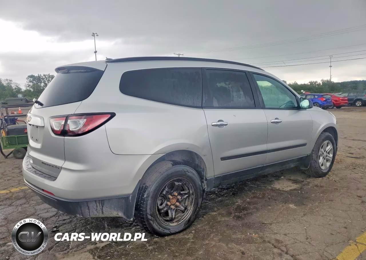 2013 Chevrolet Traverse Ls VIN:1GNKRFKD0DJ118977 - 3