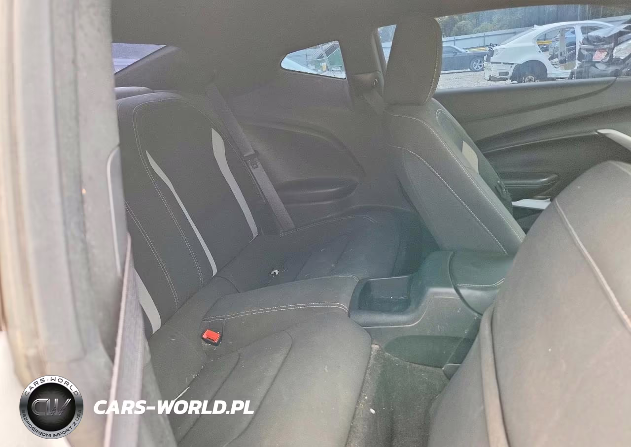 2020 Chevrolet Camaro Ls VIN:1G1FB1RX4L0149647 - 10