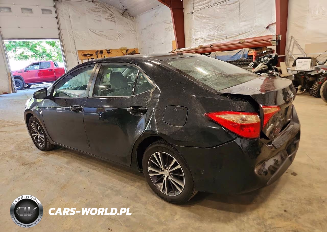2018 Toyota Corolla Le VIN:2T1BURHE4JC097485 - 2