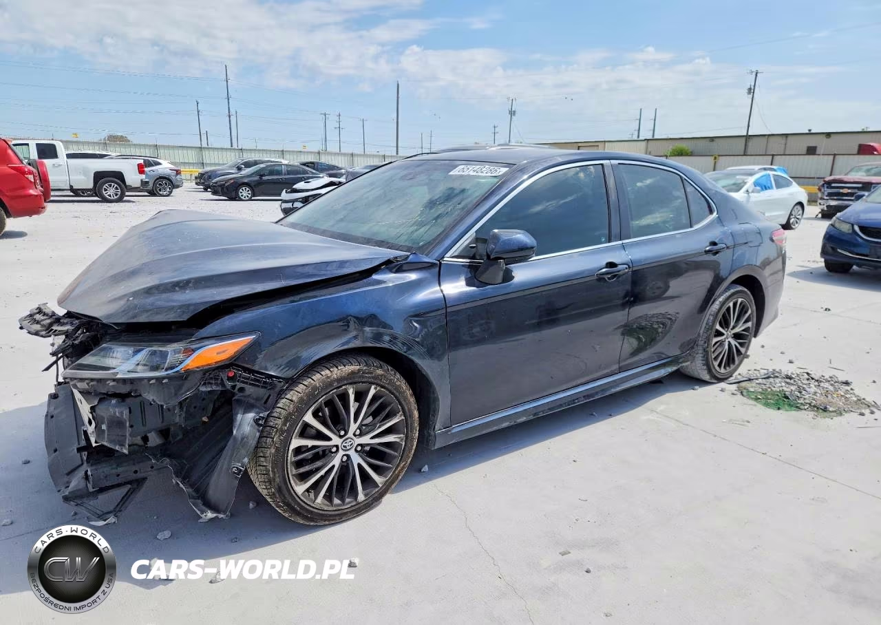 2019 Toyota Camry Se VIN:4T1B11HK2KU730386 - 1